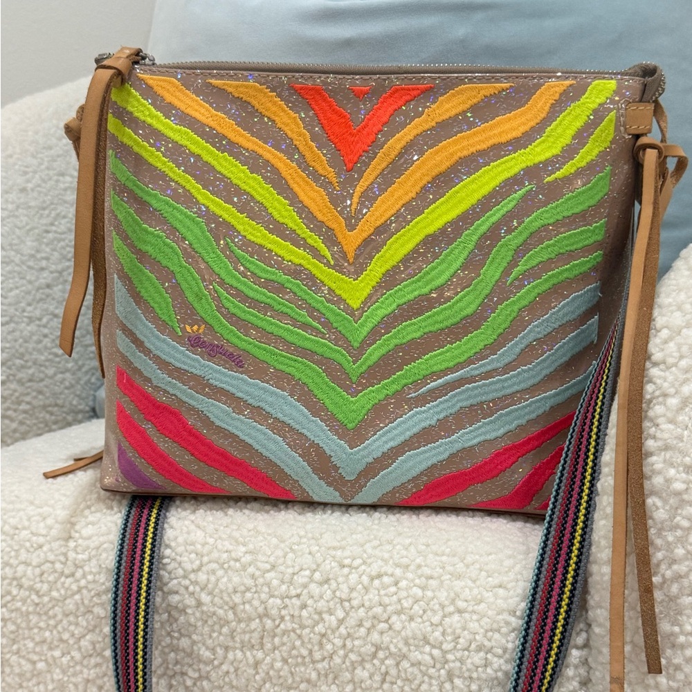 Consuela Veronica Downtown Crossbody - Picture 4 of 10
